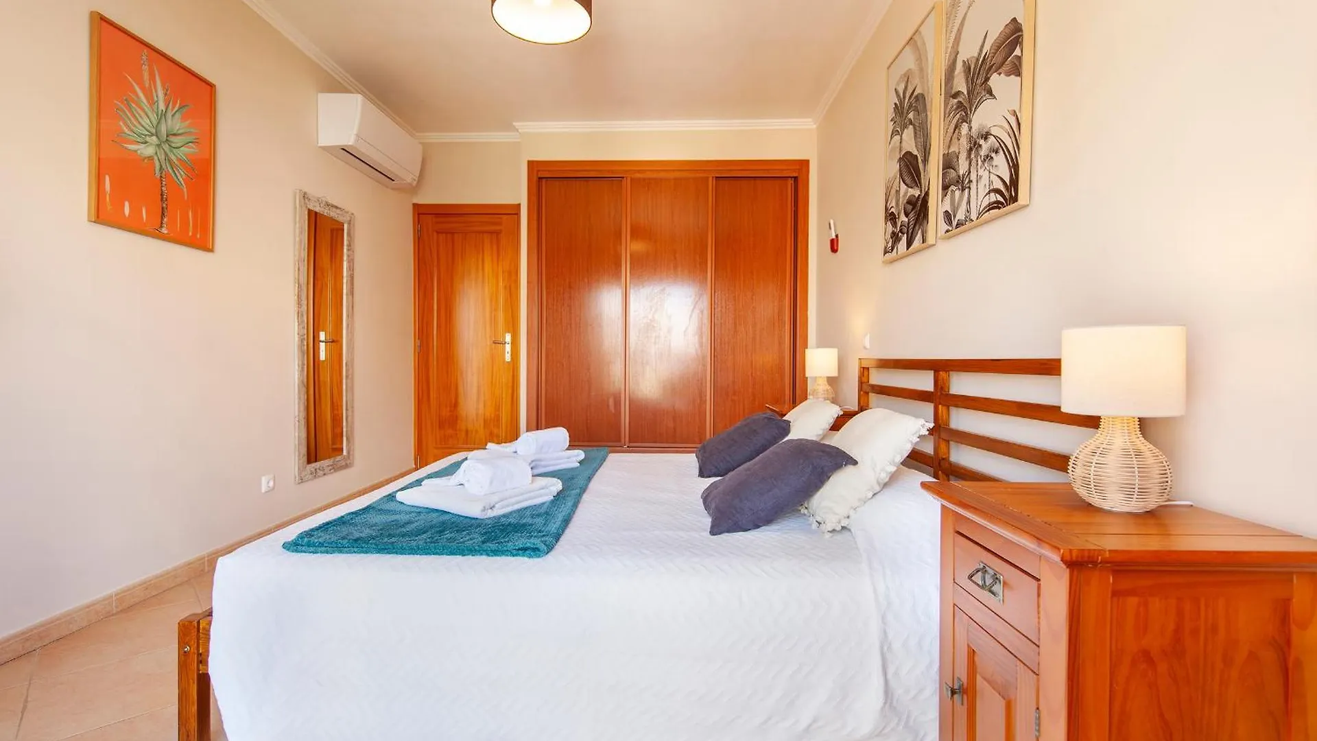 B73 - Luz Sun Holiday Apartment Lagos Portugal