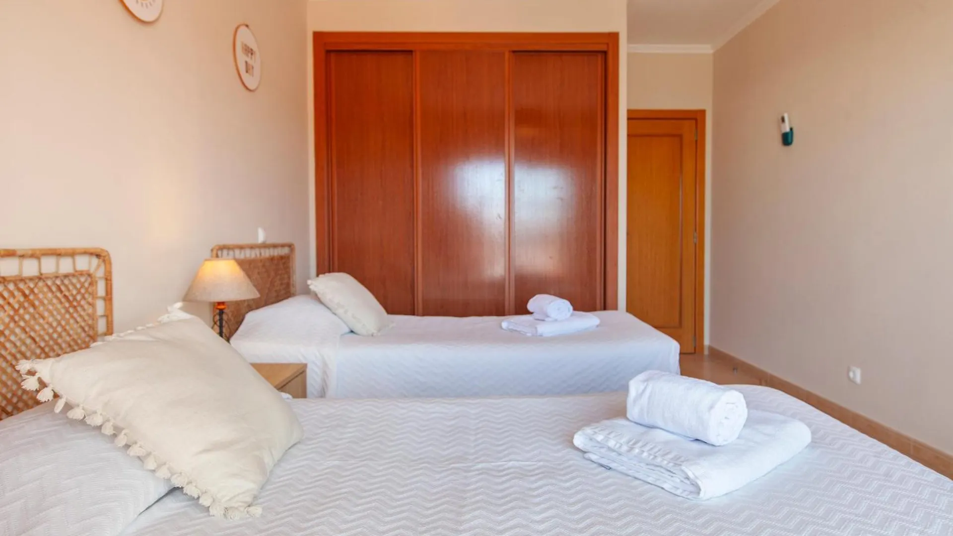 B73 - Luz Sun Holiday Apartment Lagos
