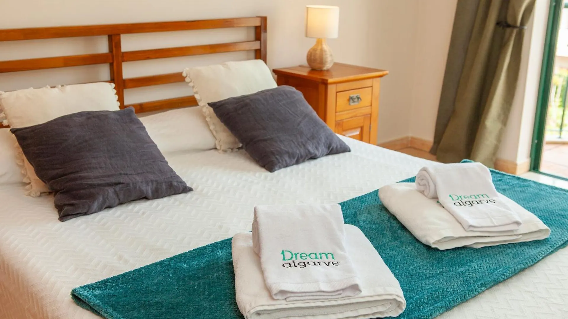 B73 - Luz Sun Holiday Apartment Lagos